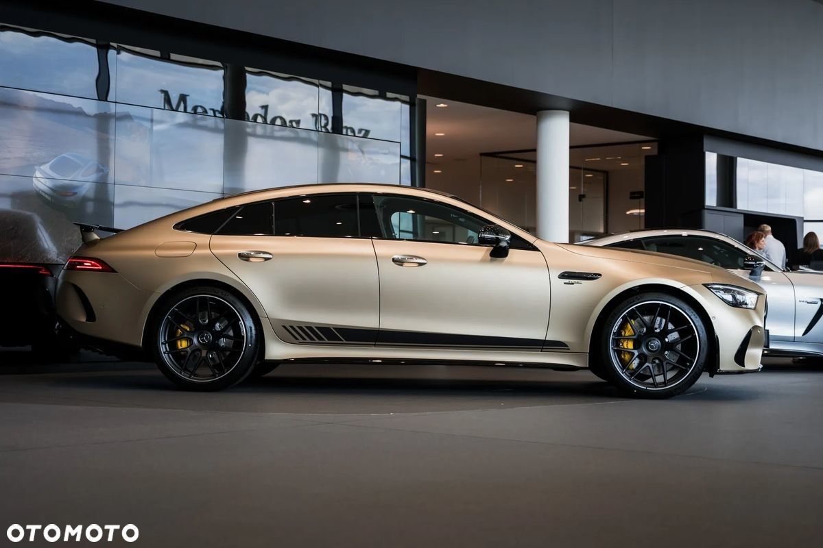 Mercedes-Benz AMG GT - 7