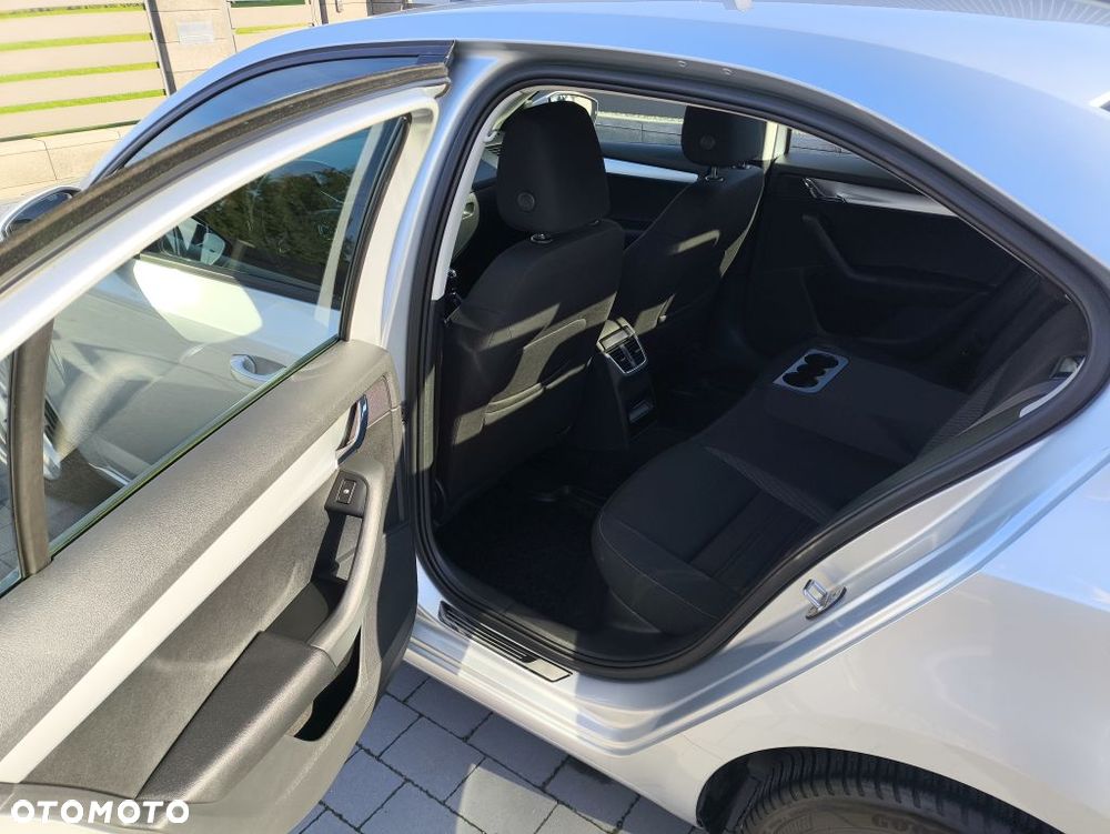 Skoda Octavia 1.0 TSI Ambition - 9