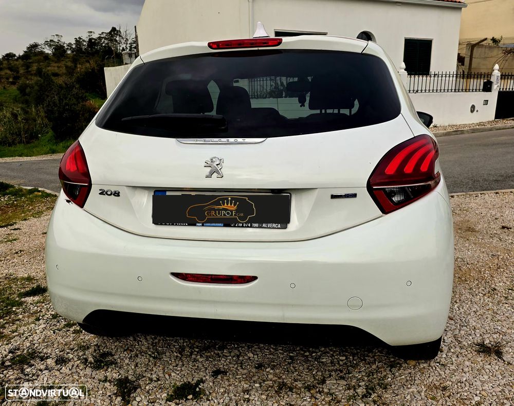 Peugeot 208 1.6 BlueHDi Style - 3