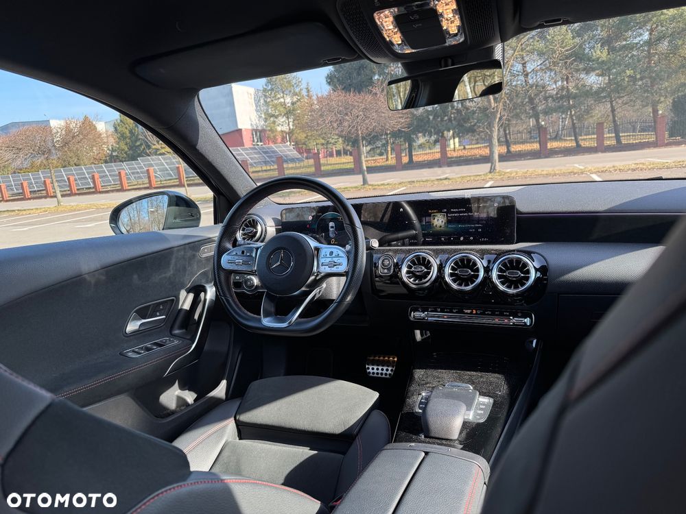 Mercedes-Benz Klasa A 180 AMG Line 7G-DCT - 7