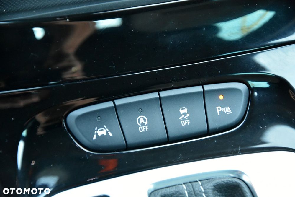 Opel Astra 1.4 T Sport EU6 - 28