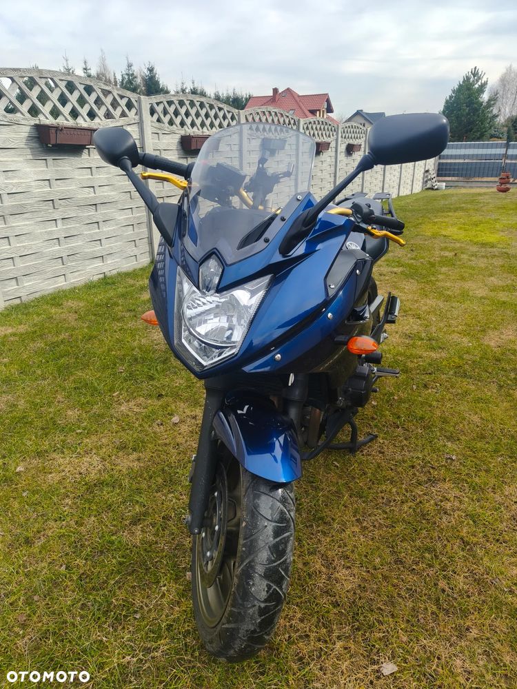 Yamaha XJ - 2