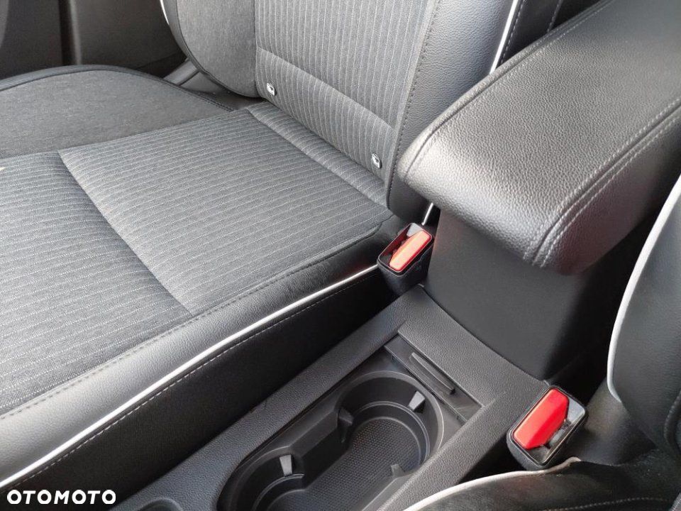 Renault Clio - 28