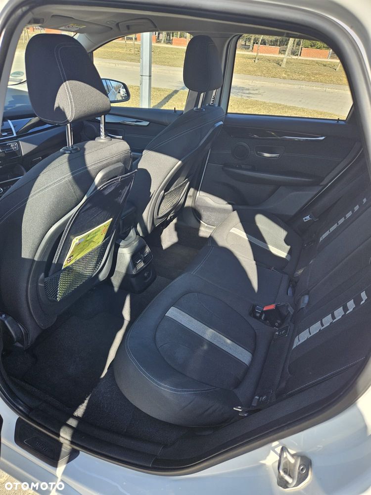 BMW Seria 2 218d Sport Line - 16