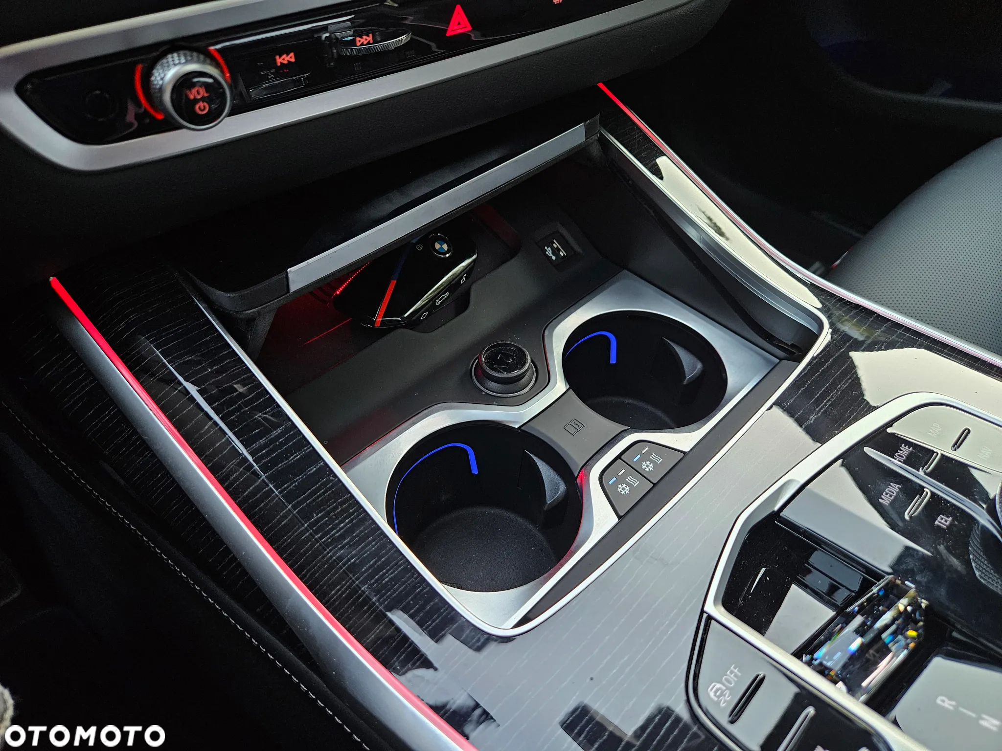 BMW X7 - 36