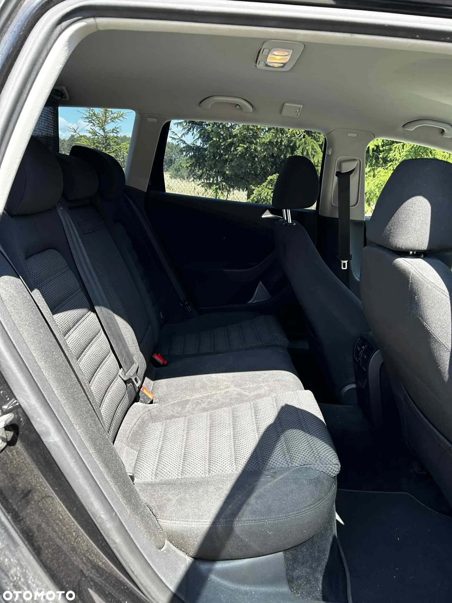 Volkswagen Passat 2.0 TDI Comfortline - 11