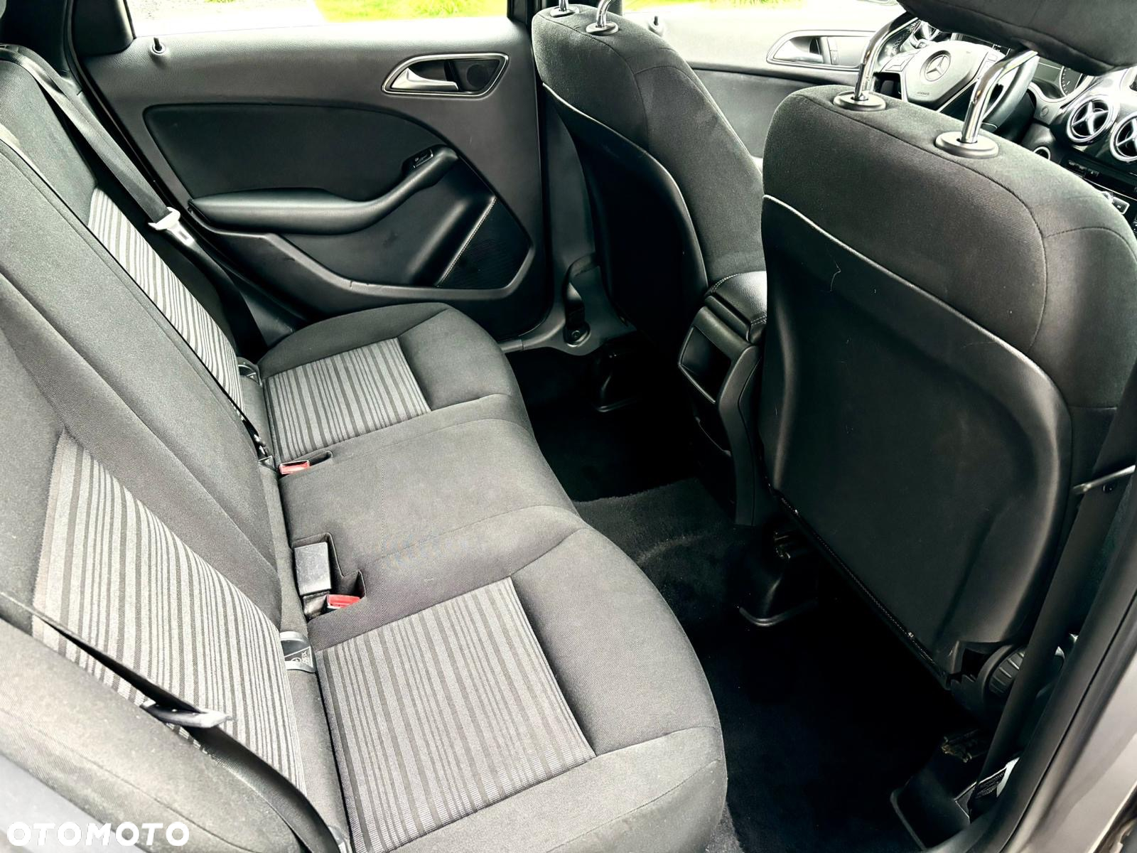 Mercedes-Benz Klasa B 180 (CDI) d - 10