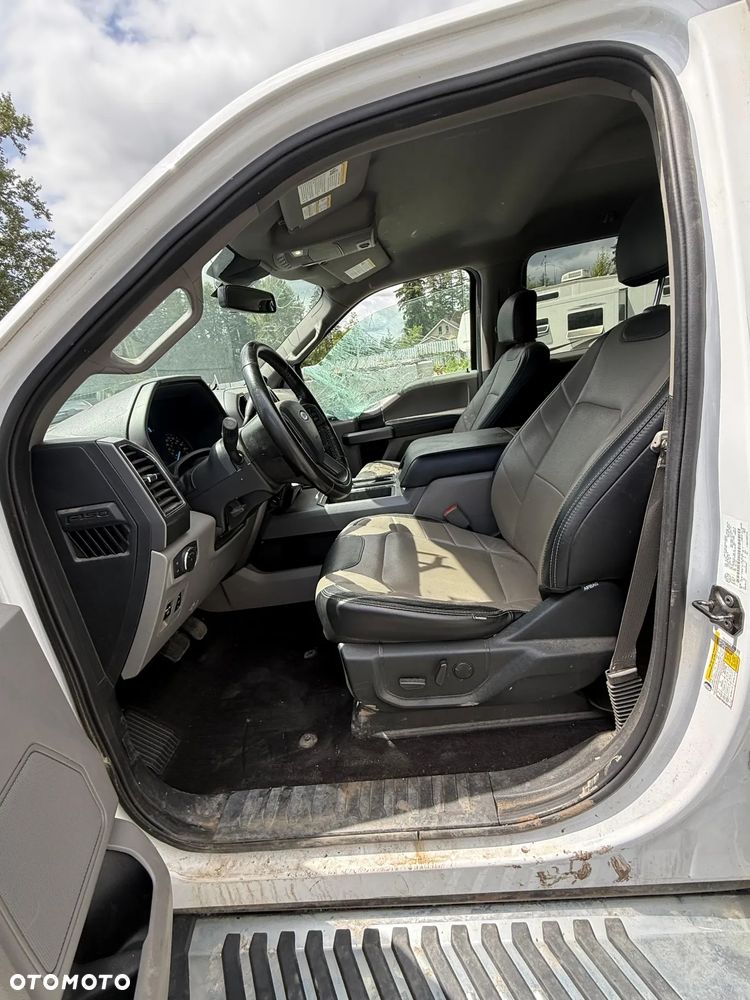 Ford F150 - 8