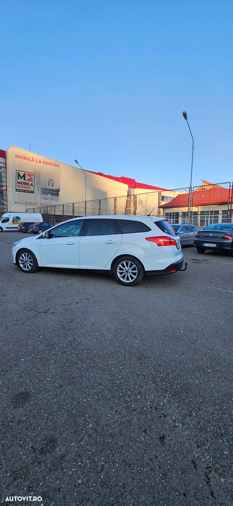 Ford Focus - 4