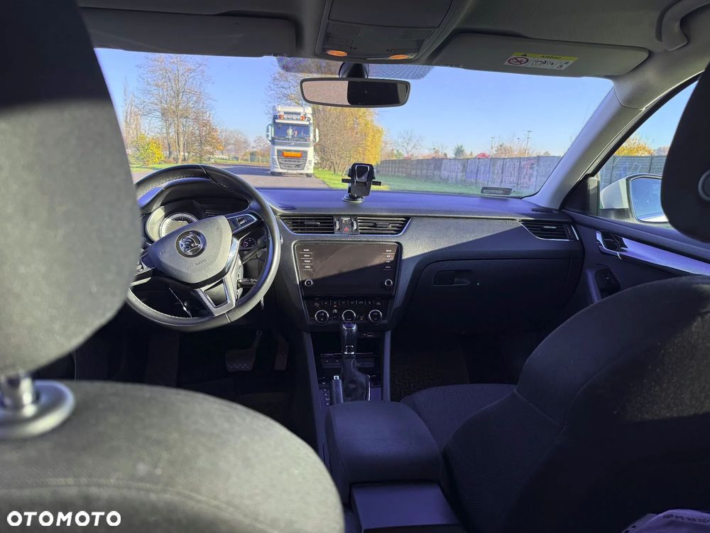 Skoda Octavia 1.5 TSI ACT Style DSG - 4