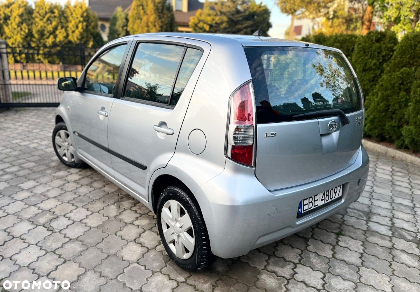 Daihatsu Sirion - 10