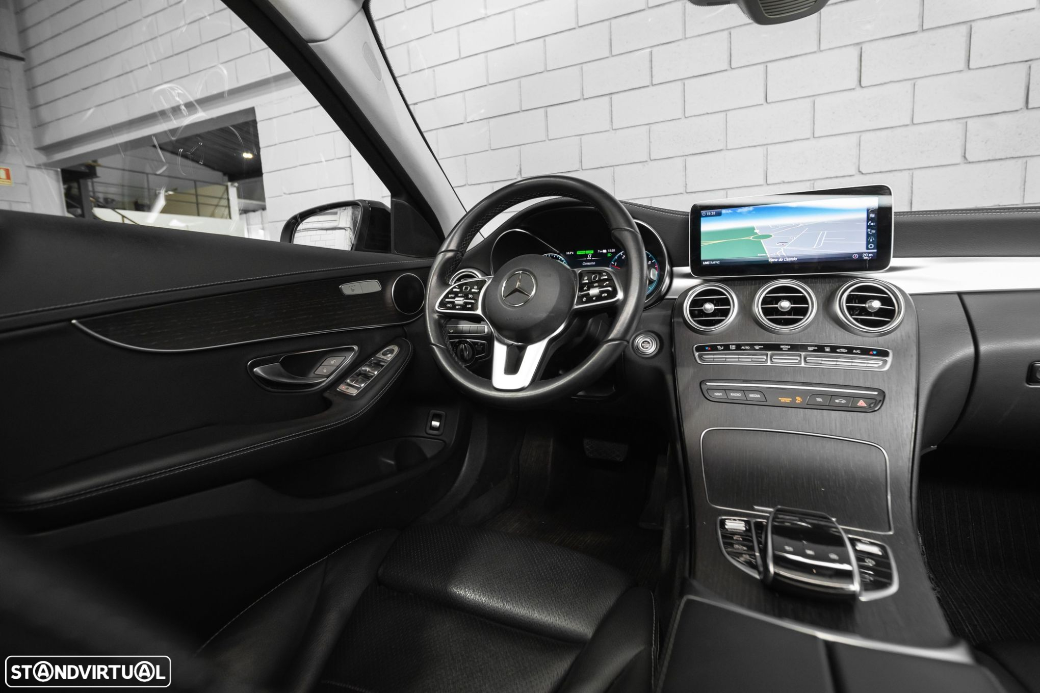 Mercedes-Benz C 300 de AMG Line - 34