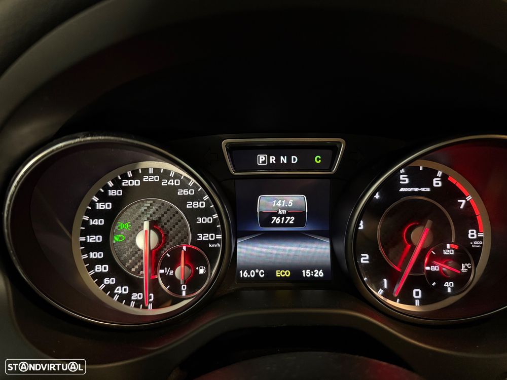 Mercedes-Benz CLA 45 AMG 4Matic 7G-DCT - 24