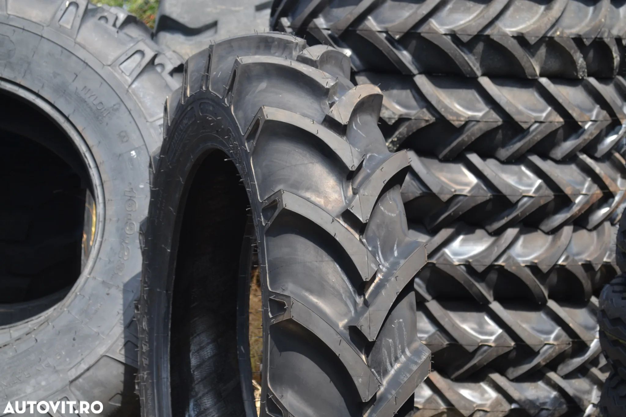Anvelopa 9.5-24 Speedways GRIPKING 12PR TT - TRANSPORT GRATUIT! - 1