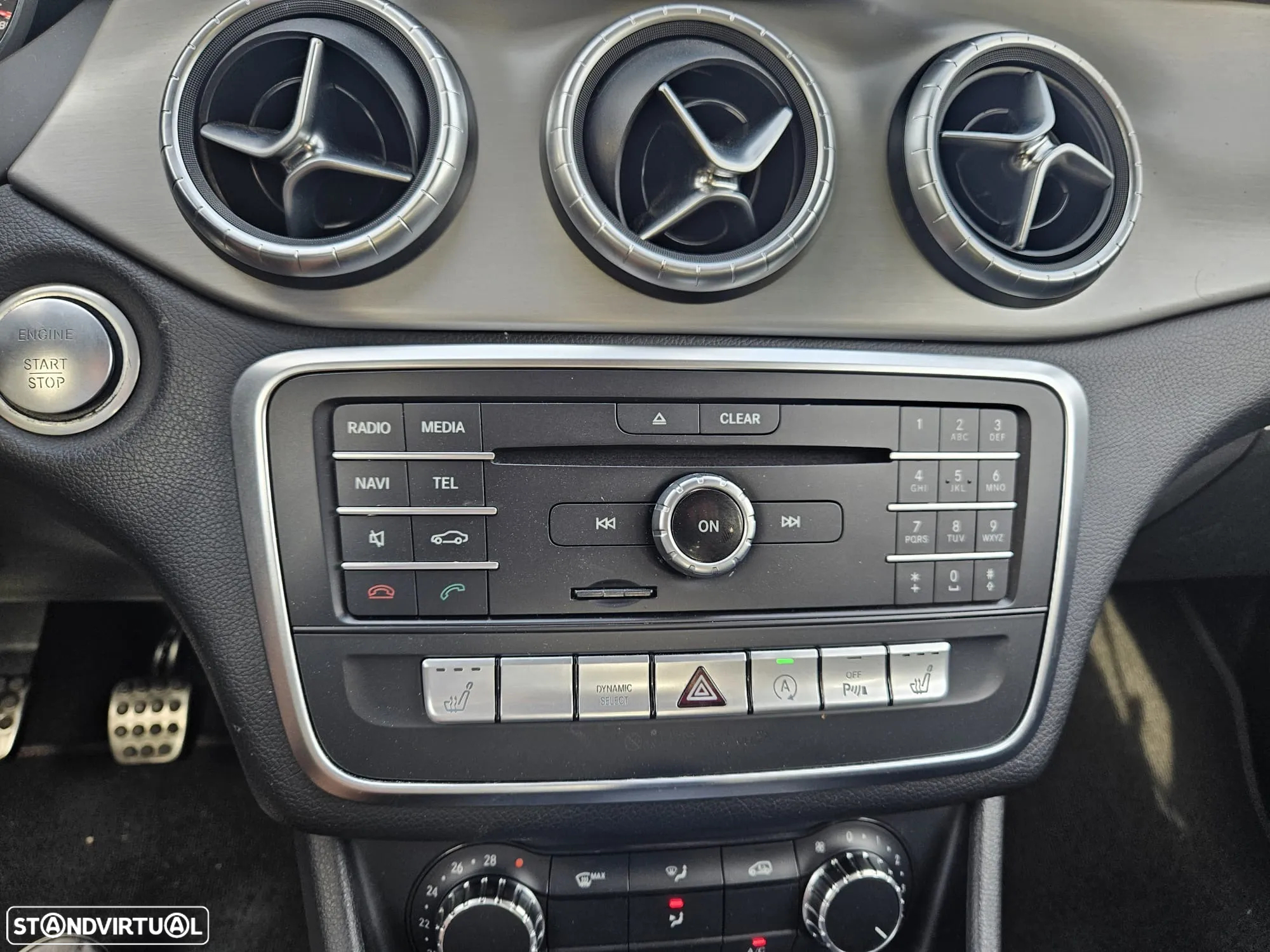 Mercedes-Benz CLA 180 d AMG Line - 17