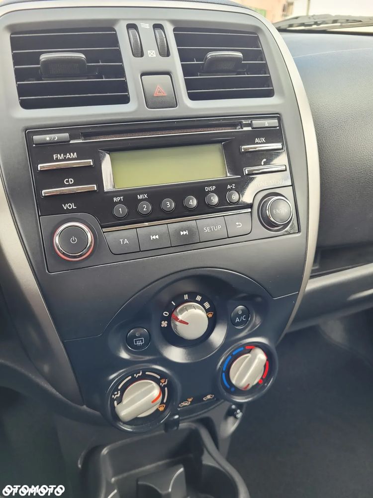 Nissan Micra 1.2 Bild der Frau - 6