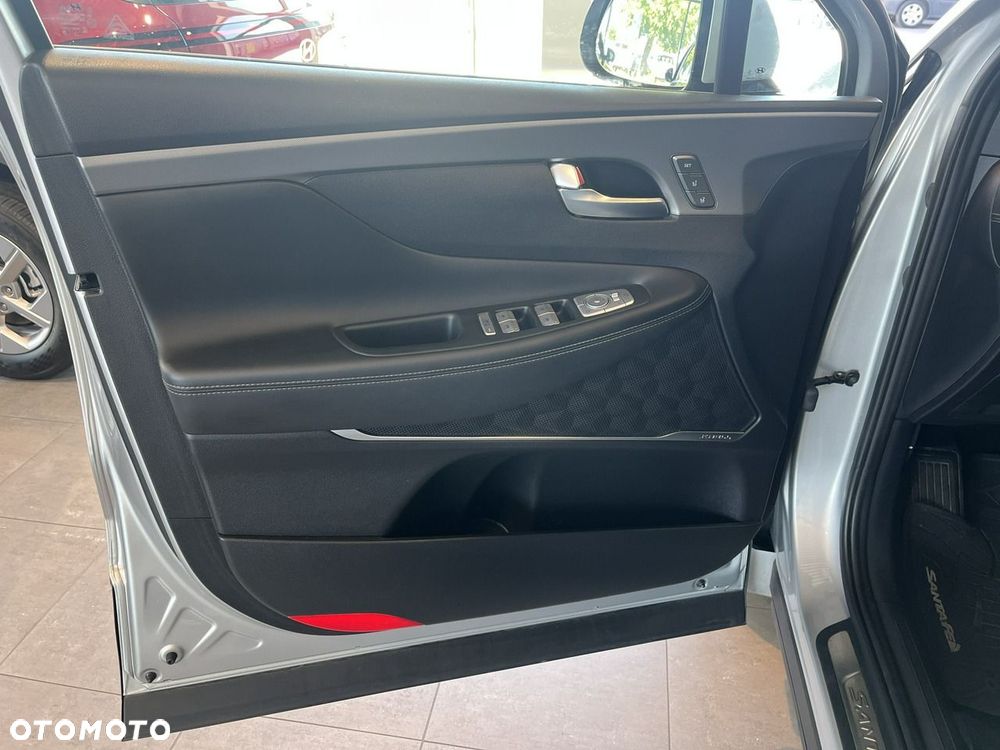 Hyundai Santa Fe 1.6 T-GDI HEV Platinum - 9