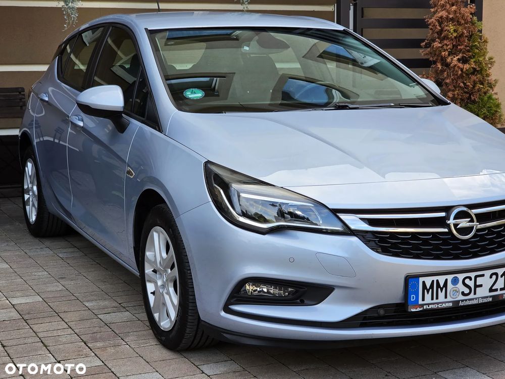Opel Astra 1.4 Turbo Innovation - 18
