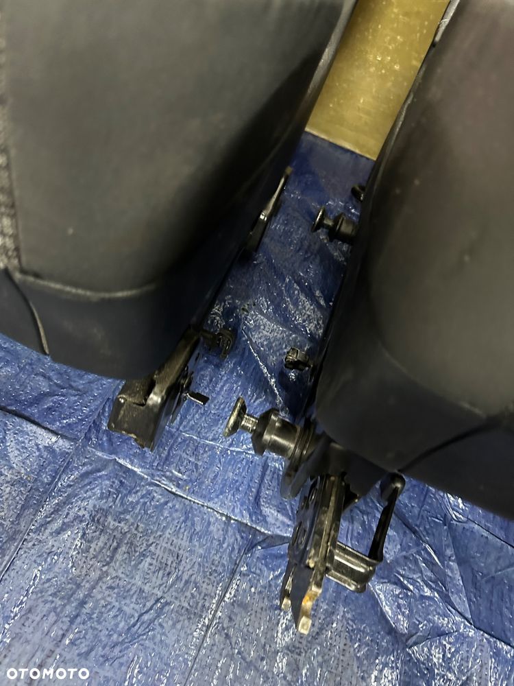Mercedes 447 metris fotel comfort kanapa ławka  trójka 2+1 koziołek  kanapa EQV v klasa Vito - 12