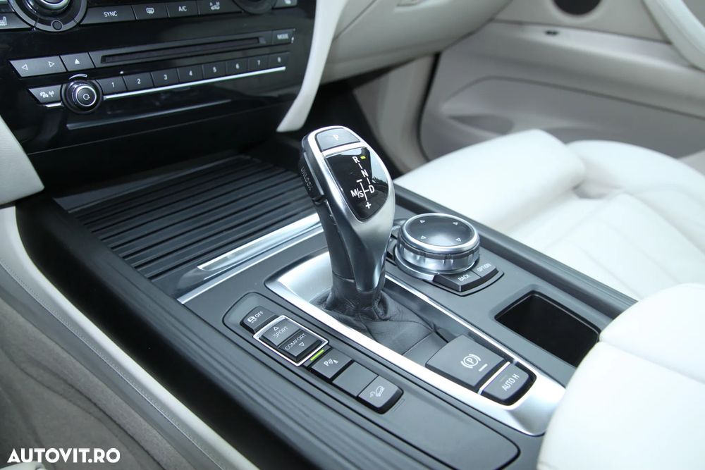 BMW X5 xDrive30d - 26