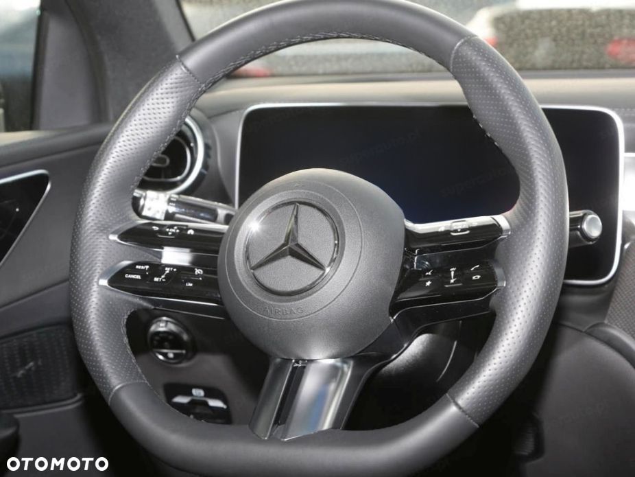 Mercedes-Benz GLC - 8