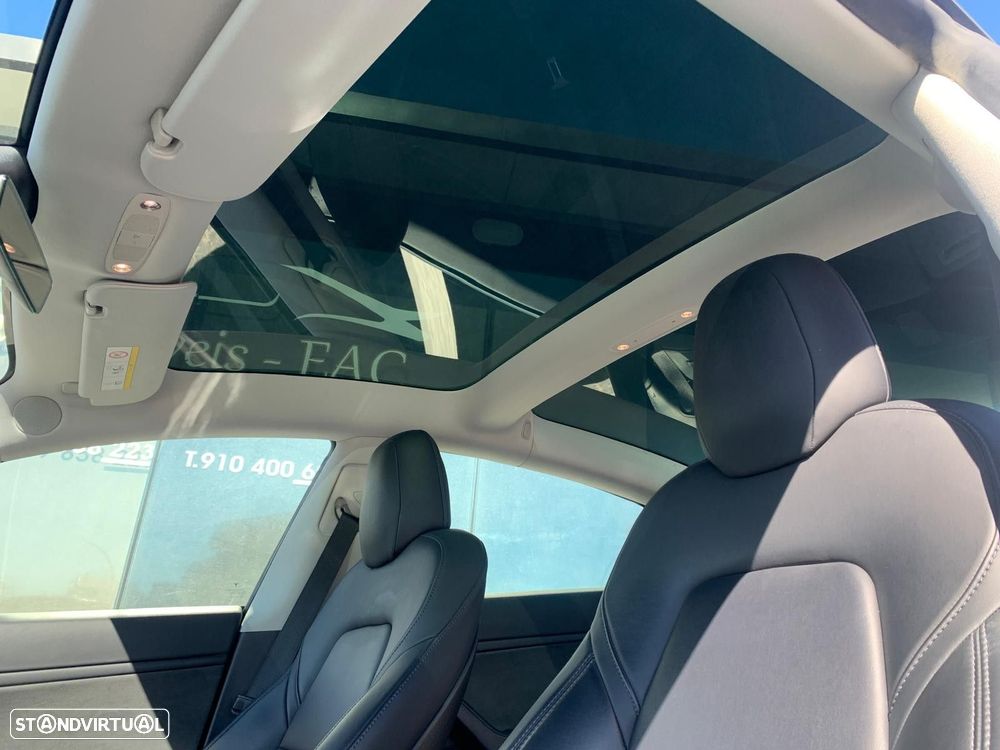 Tesla Model 3 - 15