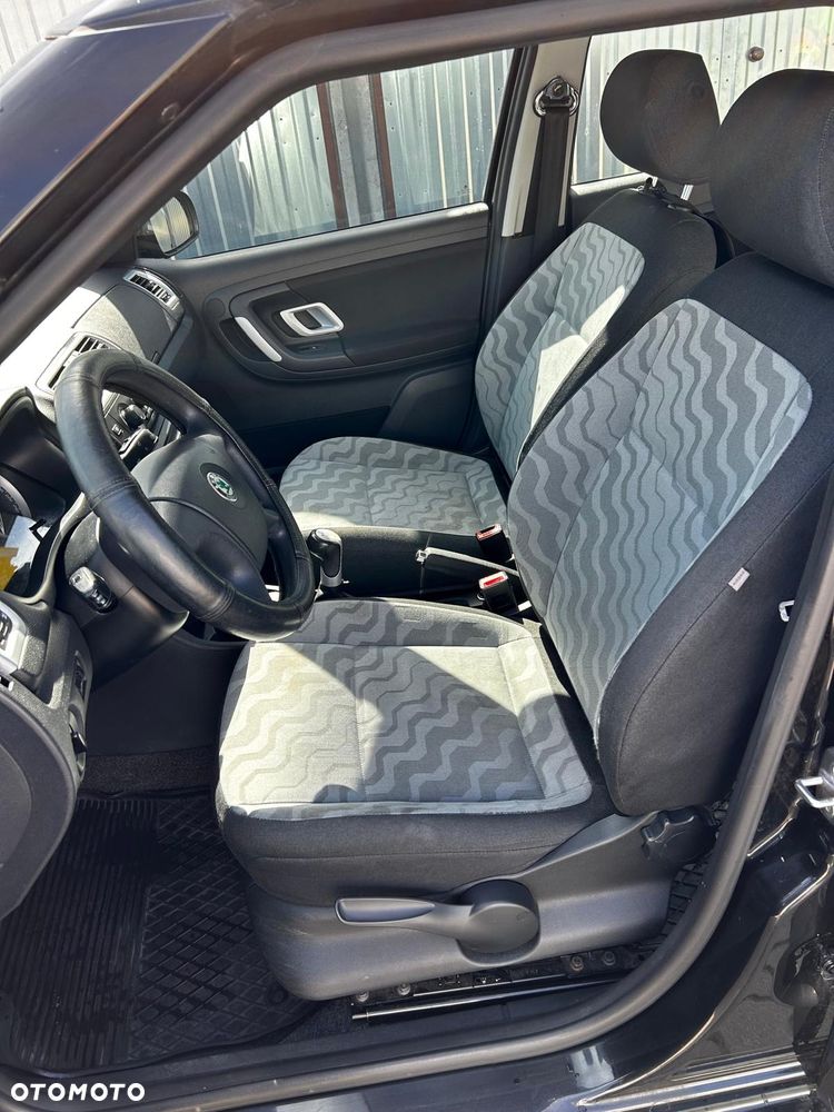 Skoda Fabia 1.2 12V Ambiente - 5