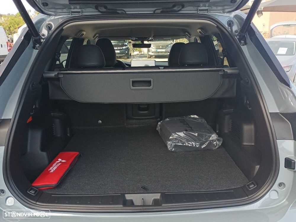 Mitsubishi Outlander - 6
