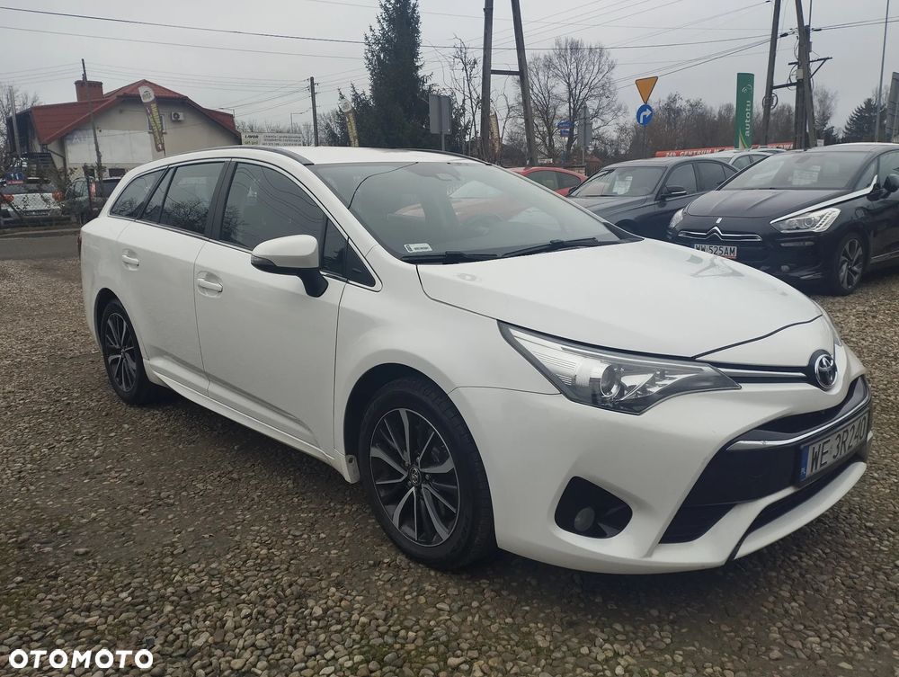 Toyota Avensis 2.0 D-4D Premium