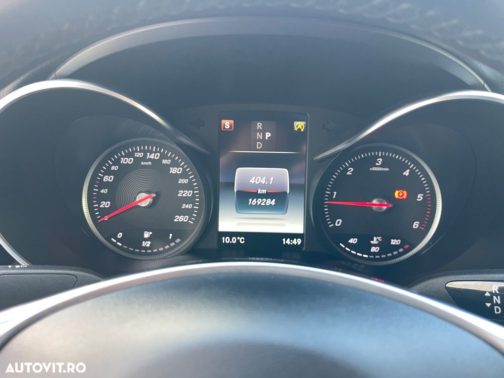 Mercedes-Benz GLC Coupe 250 d 4Matic 9G-TRONIC AMG Line - 39