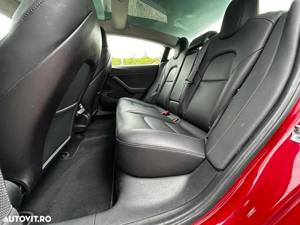 Tesla Model 3 - 18
