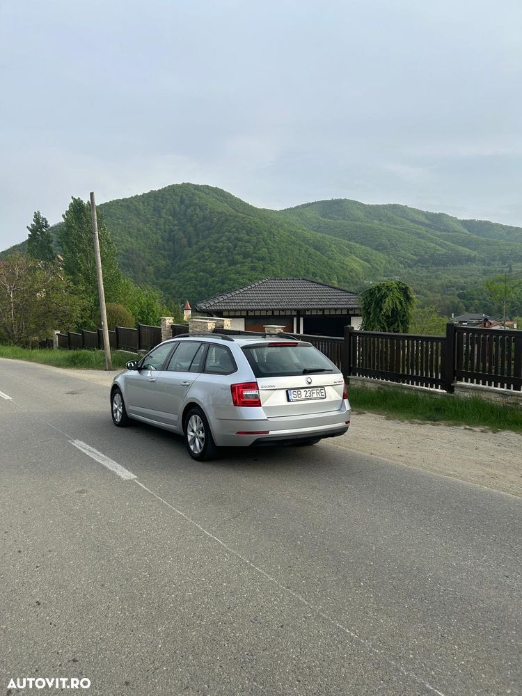 Skoda Octavia 1.6 TDI Style - 8