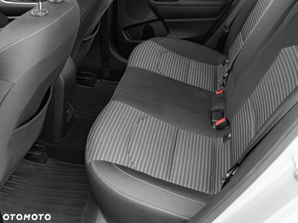 Kia Ceed 1.5 T-GDI M - 27