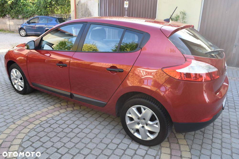 Renault Megane 1.6 16V 100 TomTom Edition - 13