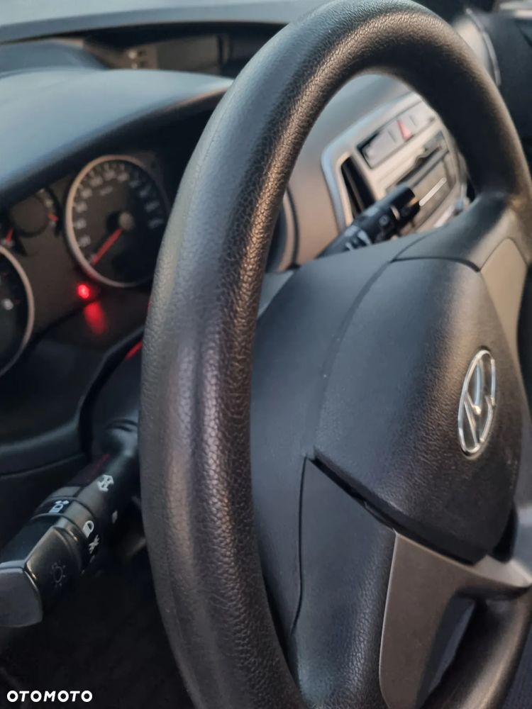 Hyundai i20 1.25 Wersja Jubileuszowa - 8