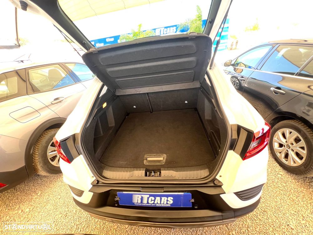 Renault Arkana 1.6 E-Tech Business - 10