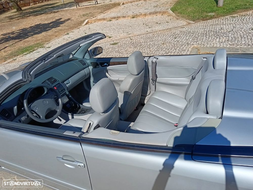 Mercedes-Benz CLK 230 - 13
