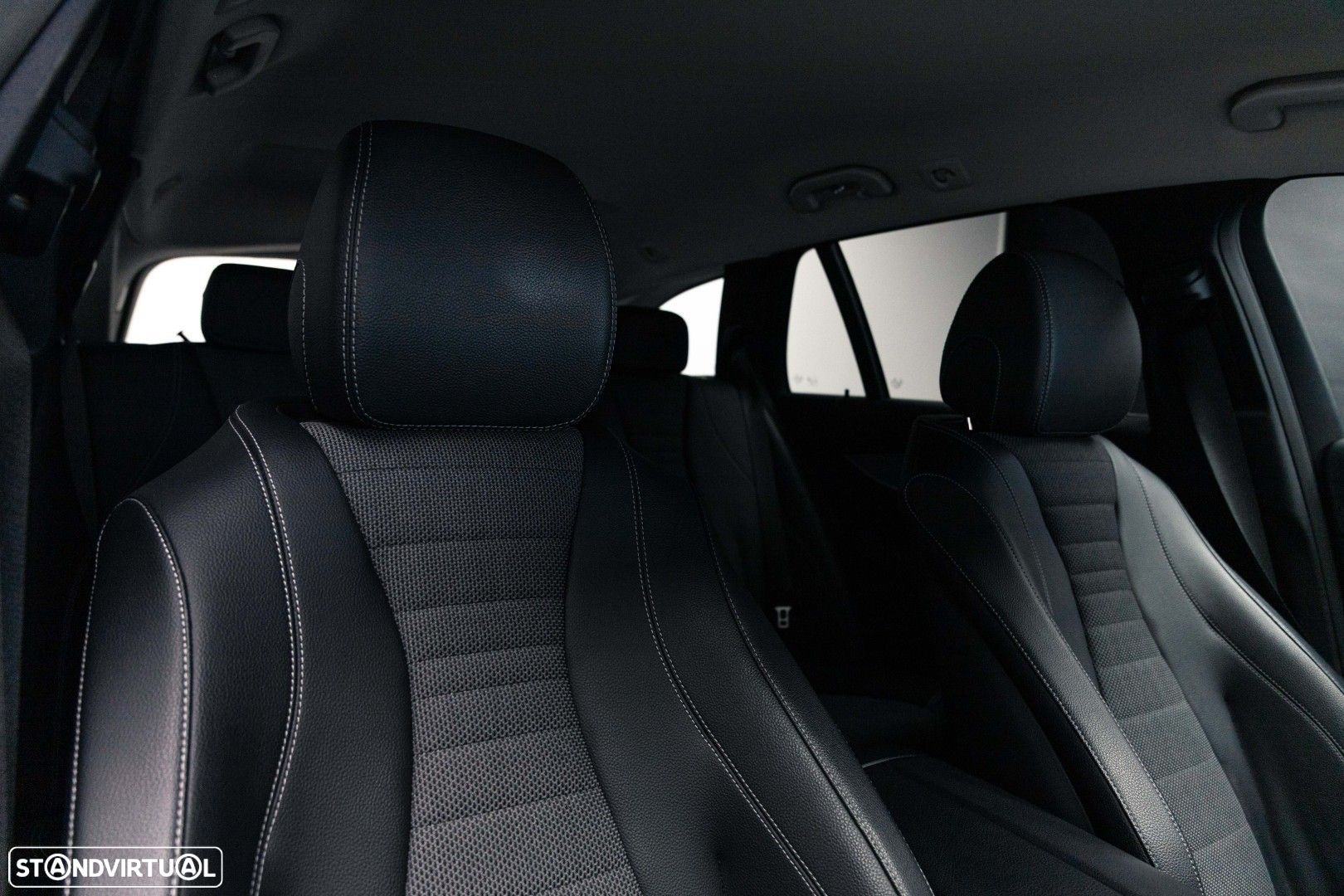 Mercedes-Benz E 300 de AMG Line - 21