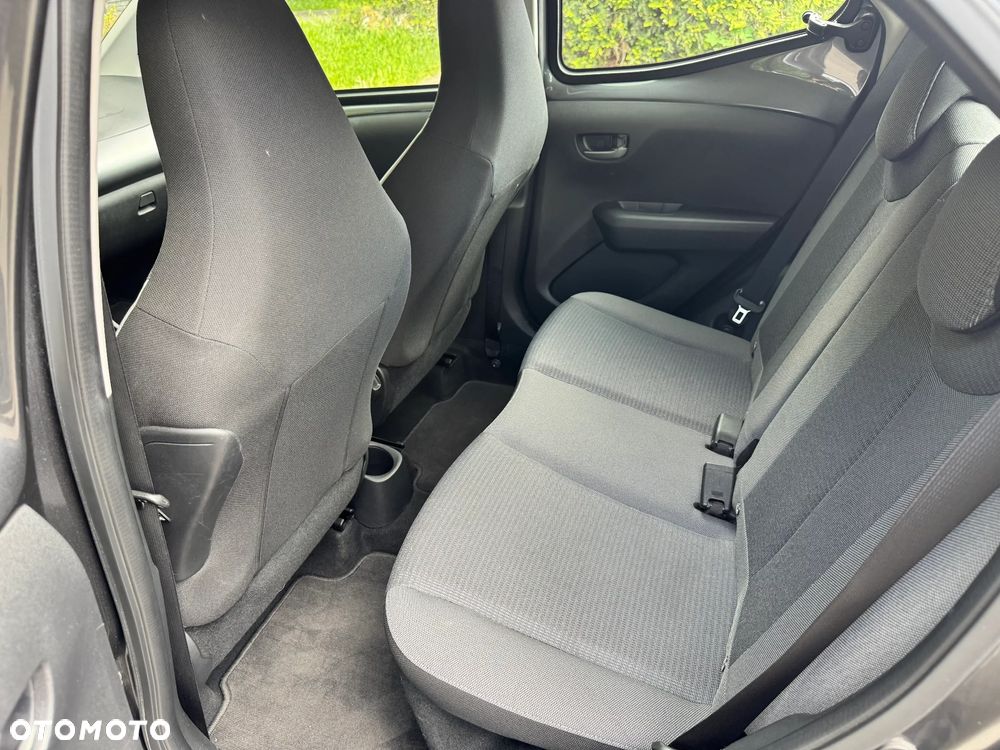 Toyota Aygo - 13