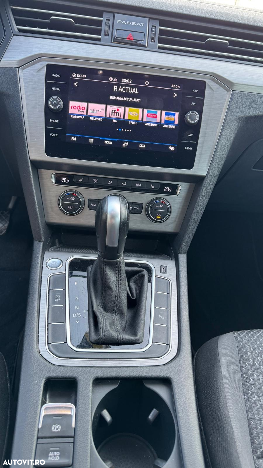 Volkswagen Passat 2.0 TDI DSG Advance - 17