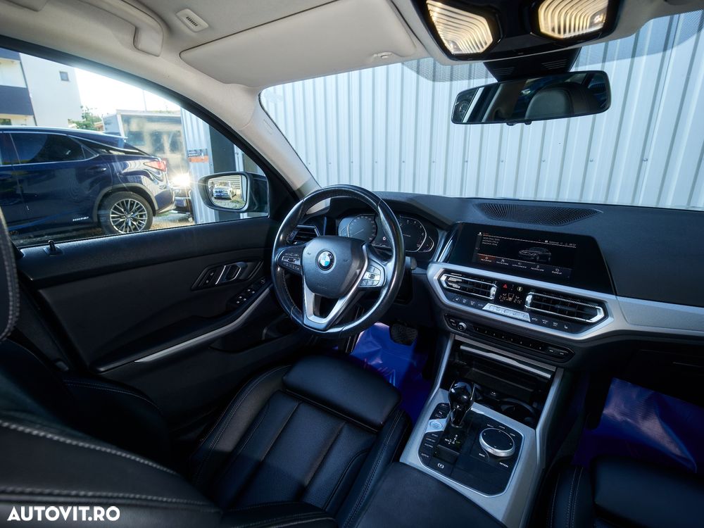 BMW Seria 3 320i xDrive AT - 6