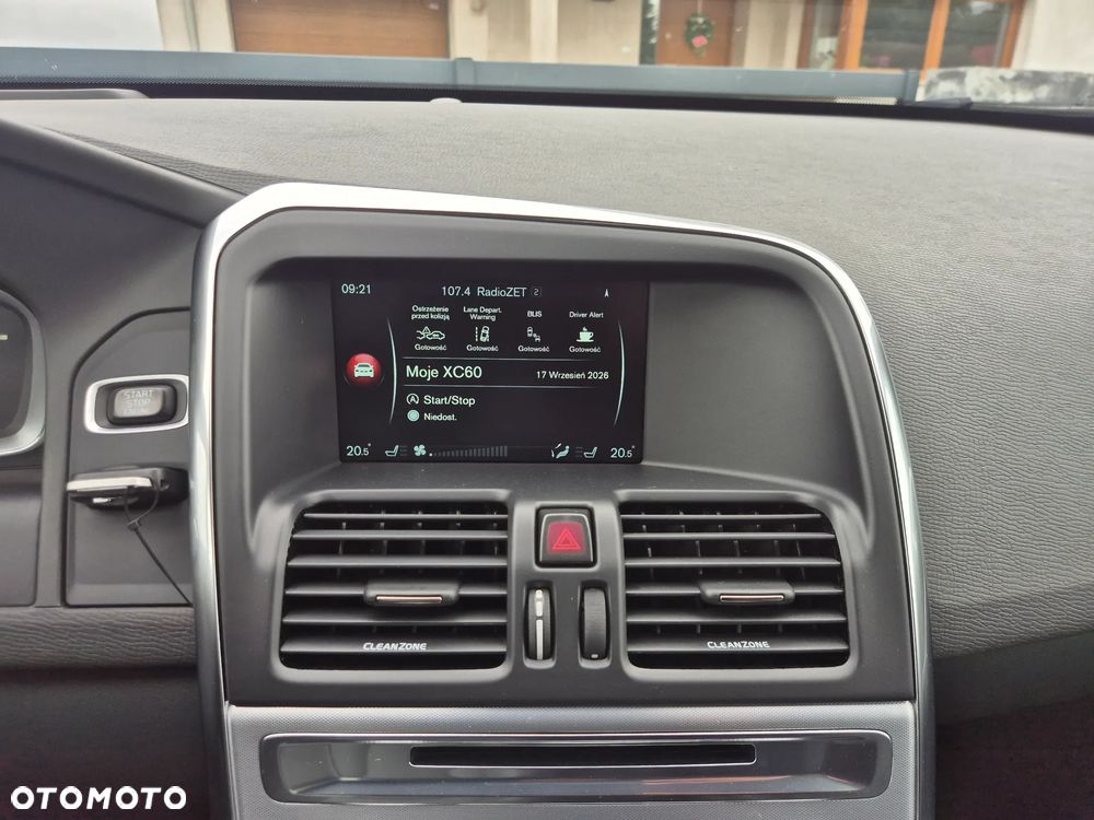 Volvo XC 60 D4 Geartronic Summum - 10