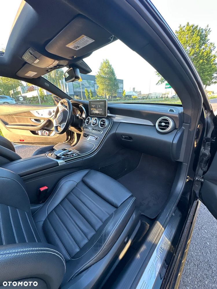 Mercedes-Benz Klasa C AMG 43 4-Matic - 10
