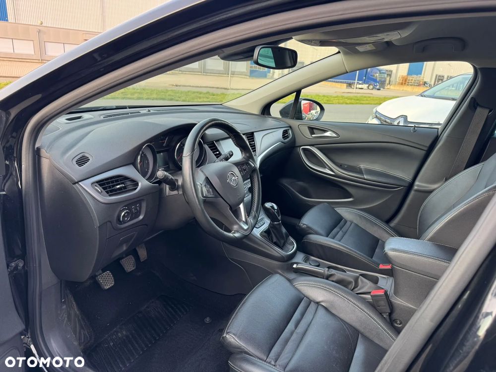 Opel Astra 1.6 CDTI Sport - 9