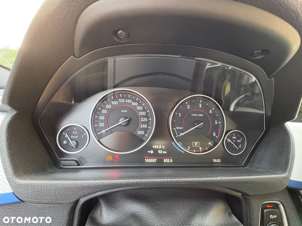 BMW Seria 3 320d M Sport - 12