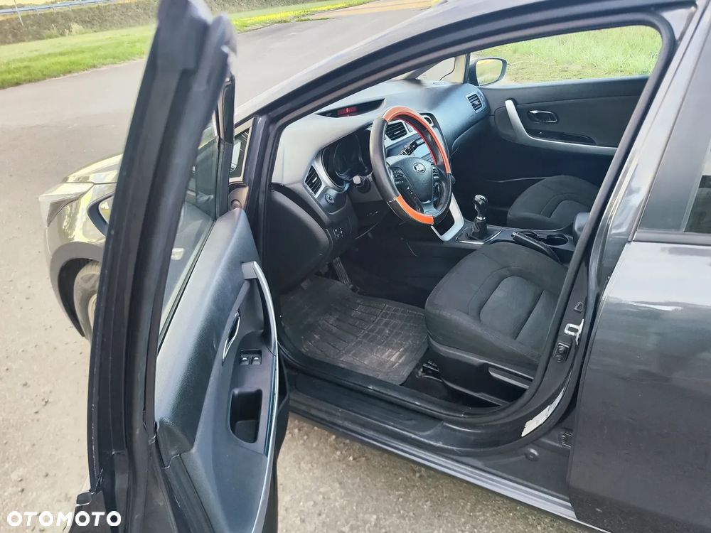 Kia Ceed 1.6 CRDi L - 8