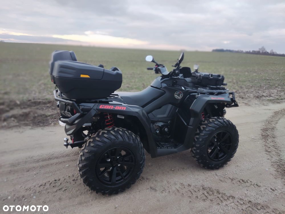 Can-Am Outlander - 4