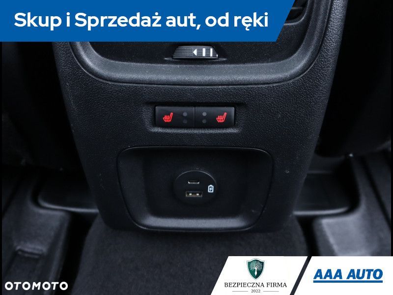 Ford Kuga - 25
