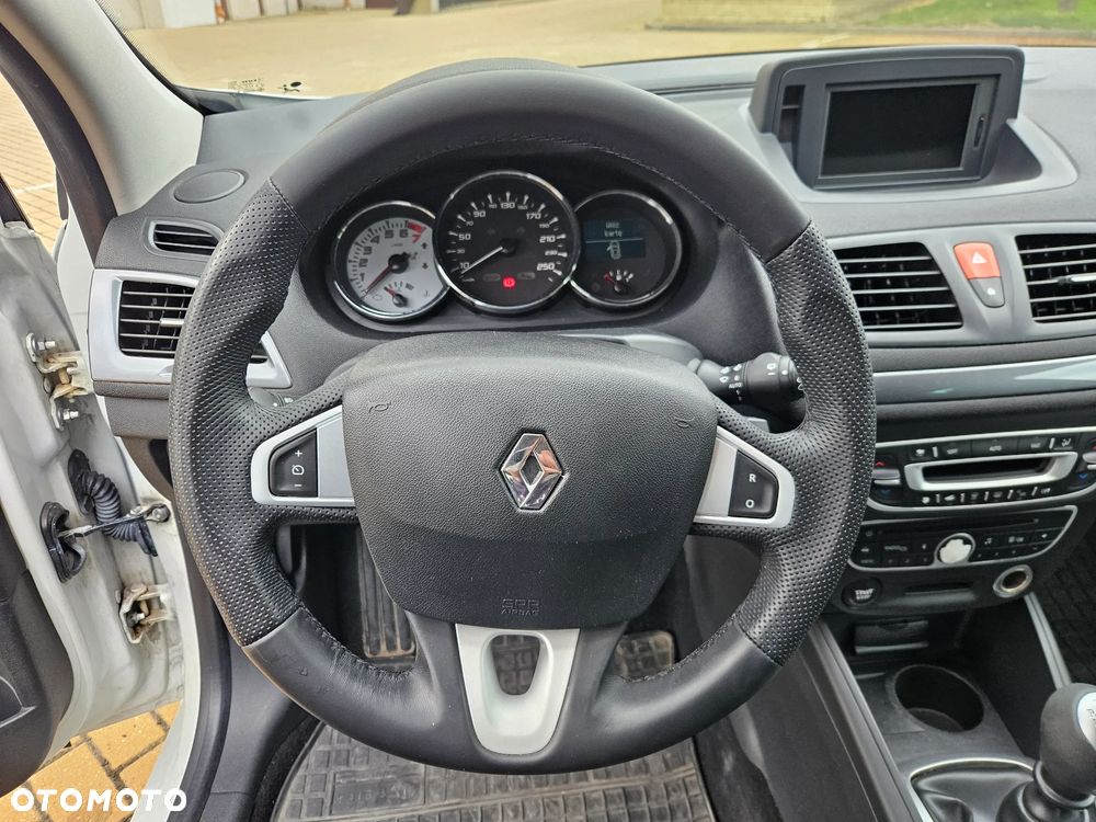 Renault Megane TCe 180 GT - 15