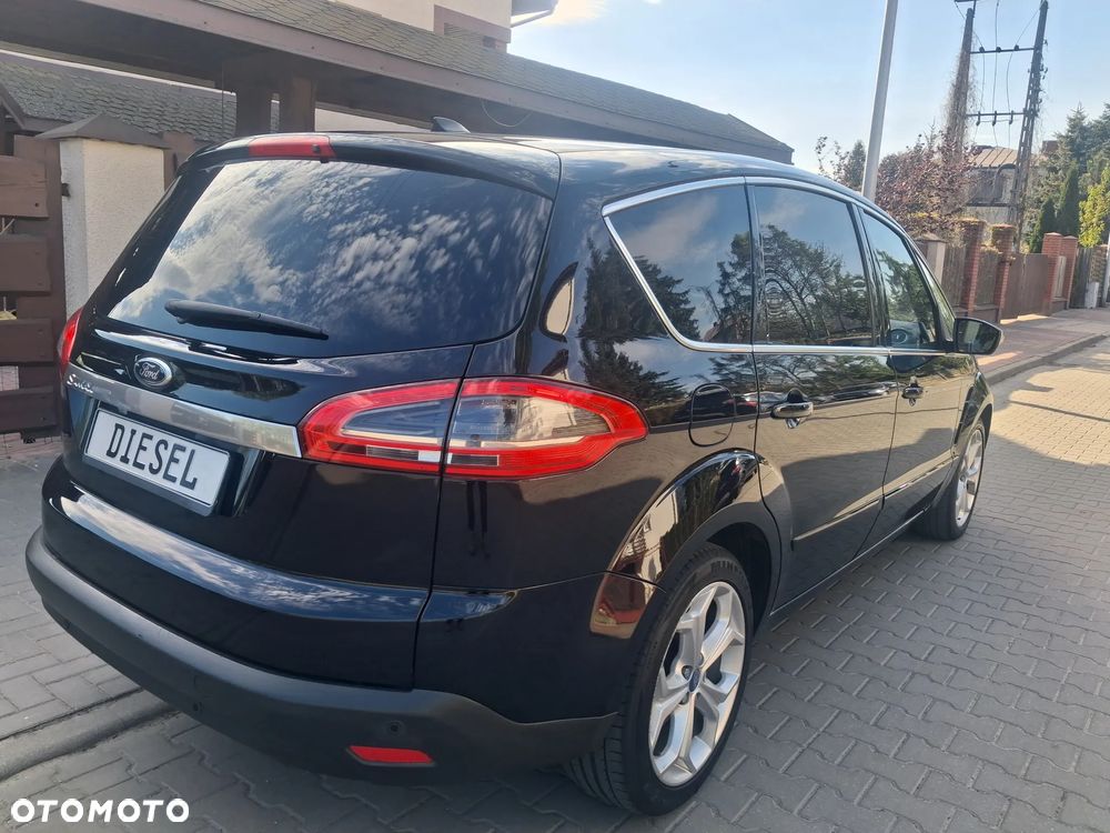 Ford S-Max - 9